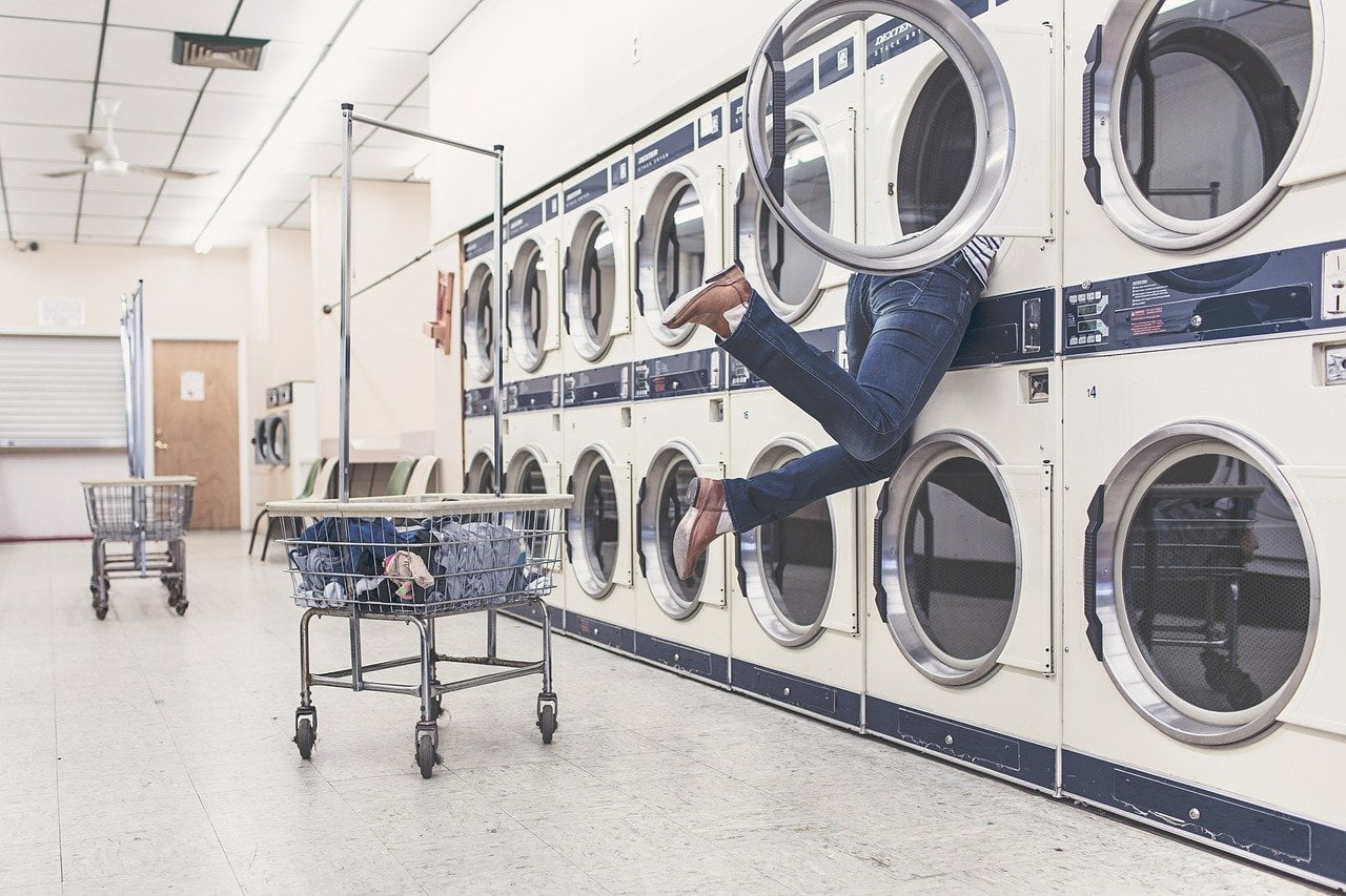 7 Mistakes to Avoid When Doing Laundry